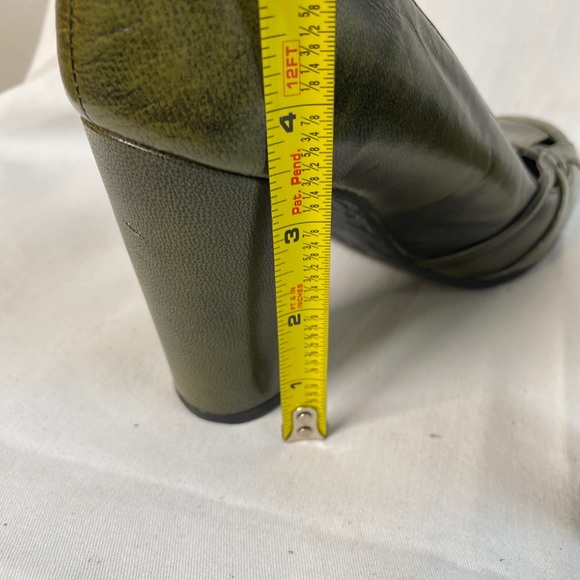 Exchange by Charles David Shoes Heels 8.5 - Picture 9 of 9